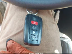 
										Toyota RAV4 full									