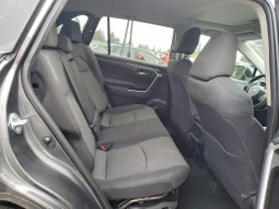 
										Toyota RAV4 full									