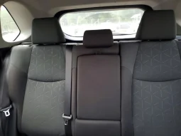 
										Toyota RAV4 full									