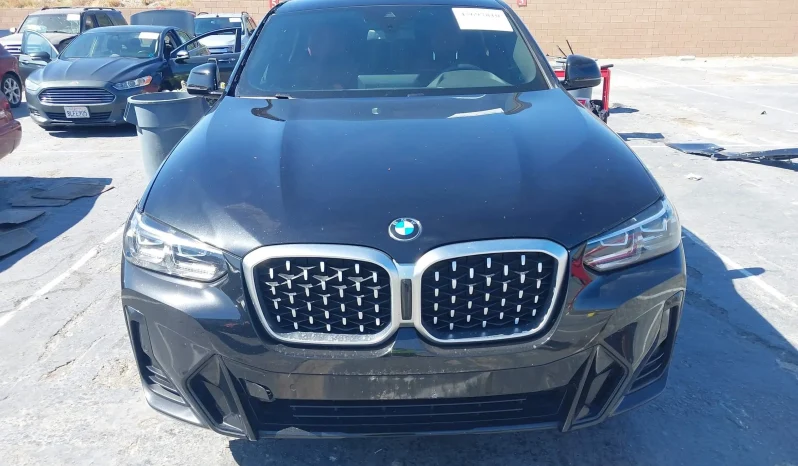 
								BMW X4 full									