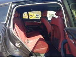 
										BMW X4 full									