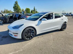 
										Tesla MODEL 3 full									