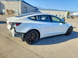 
										Tesla MODEL 3 full									