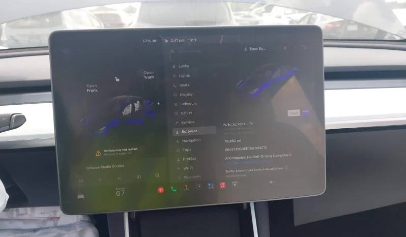
								Tesla Model Y full									
