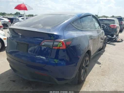 
										Tesla Model Y full									