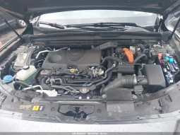 
										Mazda CX-50 Hybrid full									