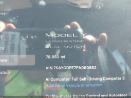 
										Tesla Model Y full									