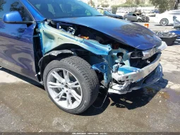 
										Tesla Model Y full									