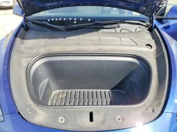 
										Tesla MODEL Y full									