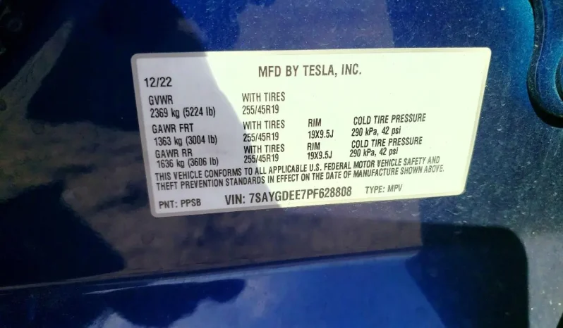 
								Tesla MODEL Y full									