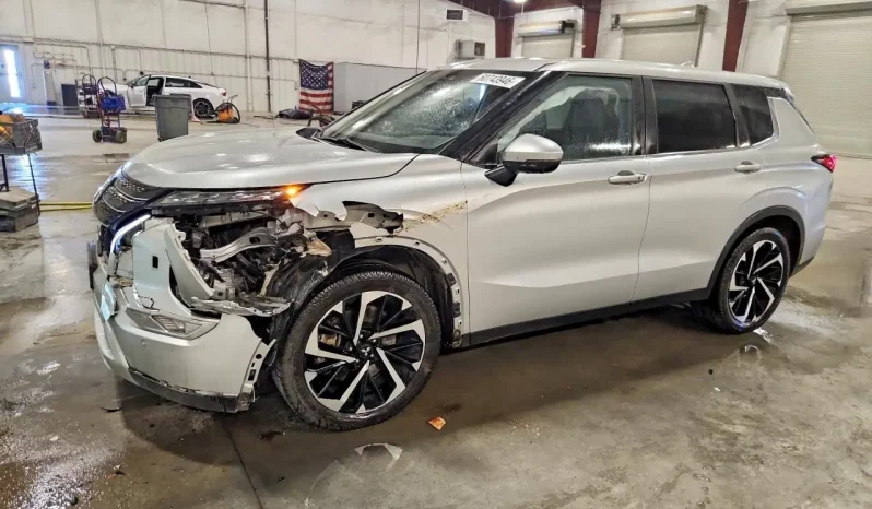 
								Mitsubishi Outlander full									
