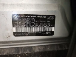 
										Mitsubishi Outlander full									