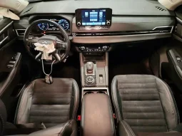 
										Mitsubishi Outlander full									