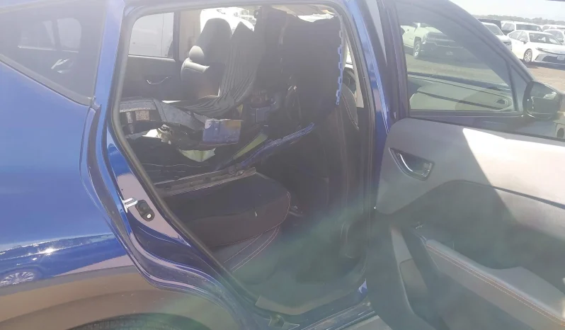 
								Subaru Crosstrek full									