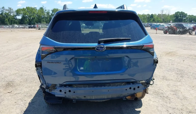 
								Subaru Forester full									
