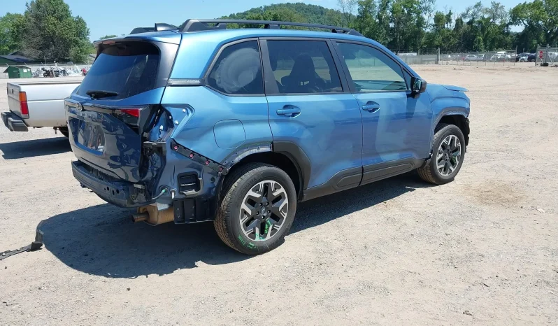 
								Subaru Forester full									