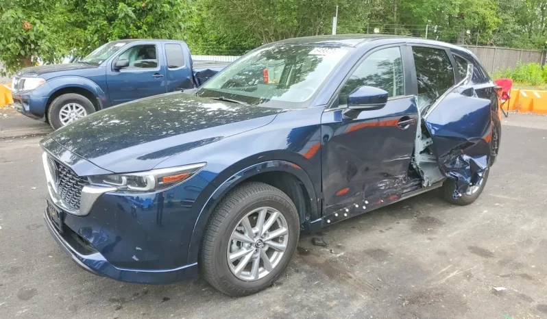 
								Mazda CX-5 full									