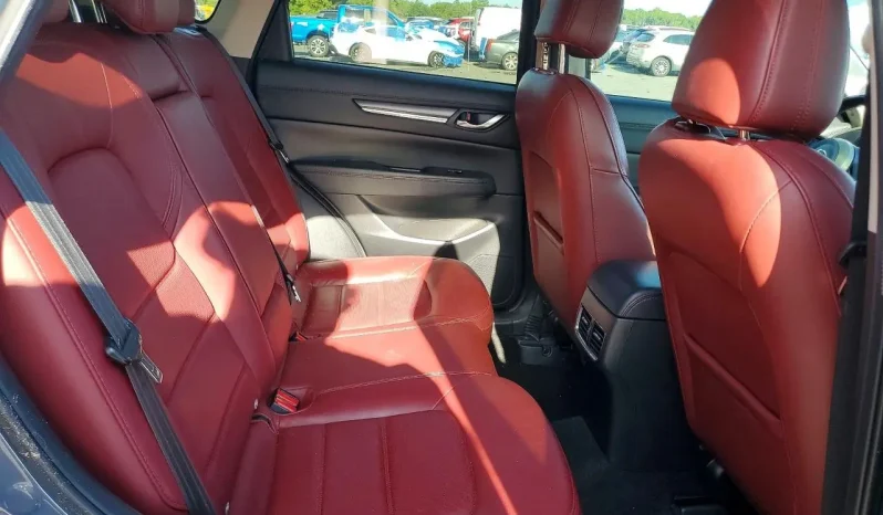 
								Mazda CX-5 full									
