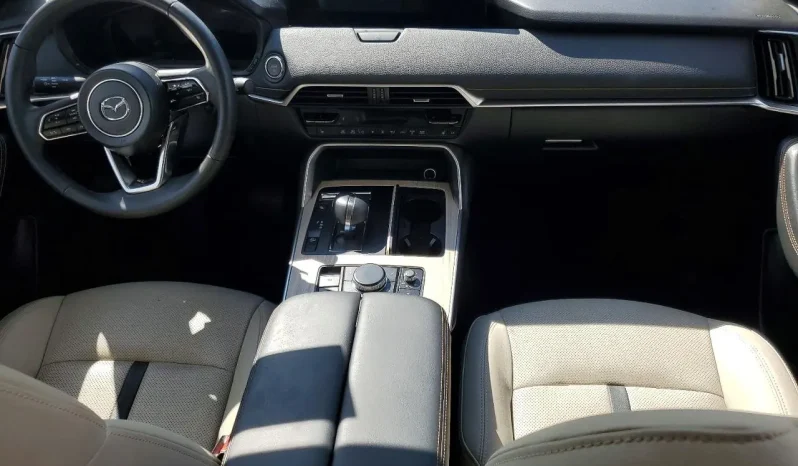 
								Mazda CX-90 full									