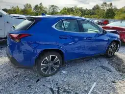 
										Lexus UX full									