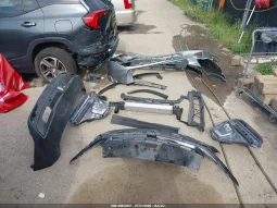 
										Chevrolet Trax full									