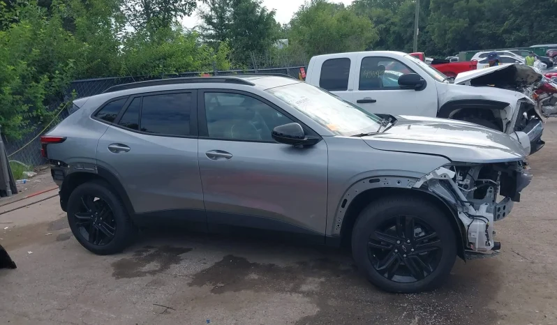 
								Chevrolet Trax full									