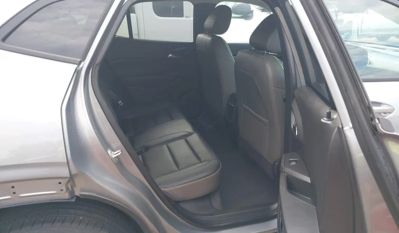 
								Chevrolet Trax full									