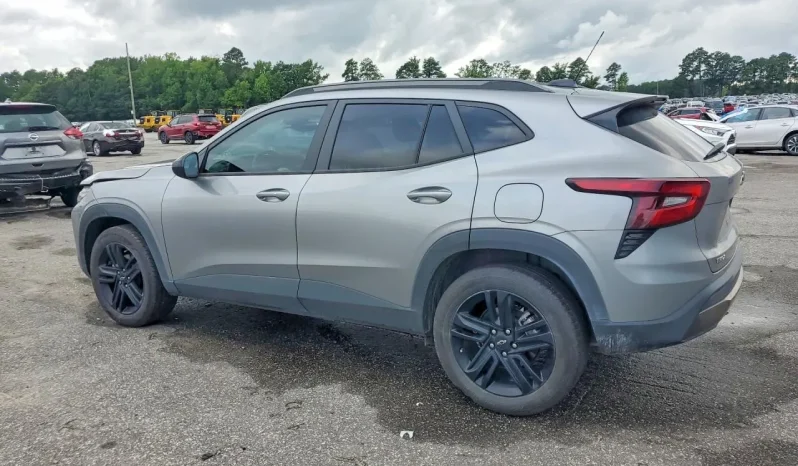 
								Chevrolet Trax full									