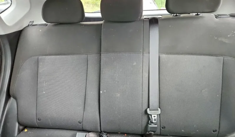
								Hyundai Kona full									