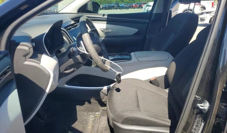 
								Hyundai Tucson full									