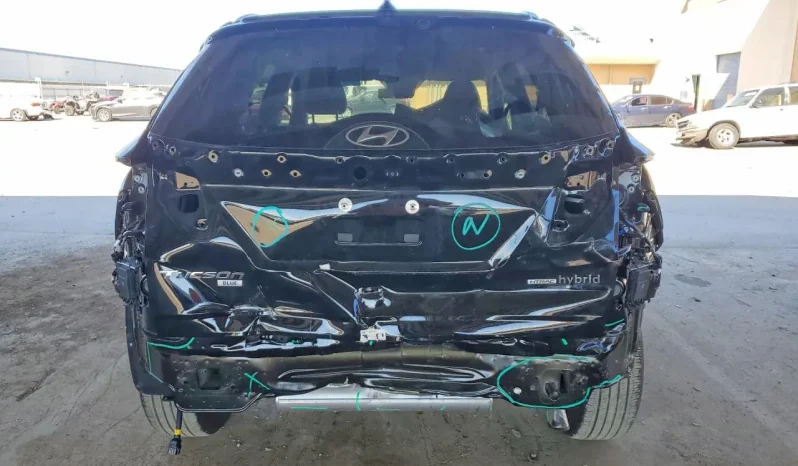 
								Hyundai Tucson full									
