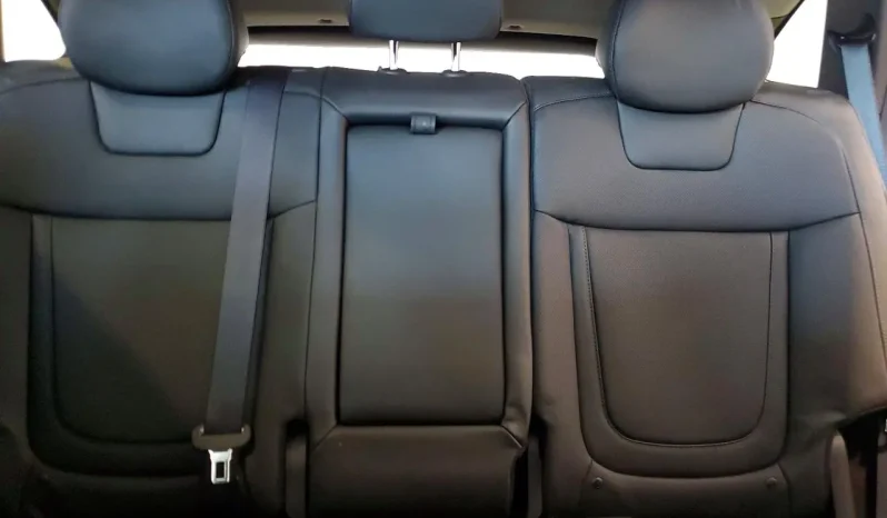 
								Hyundai Tucson full									