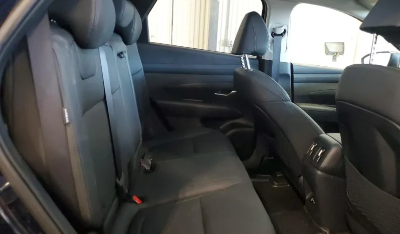 
								Hyundai Tucson full									