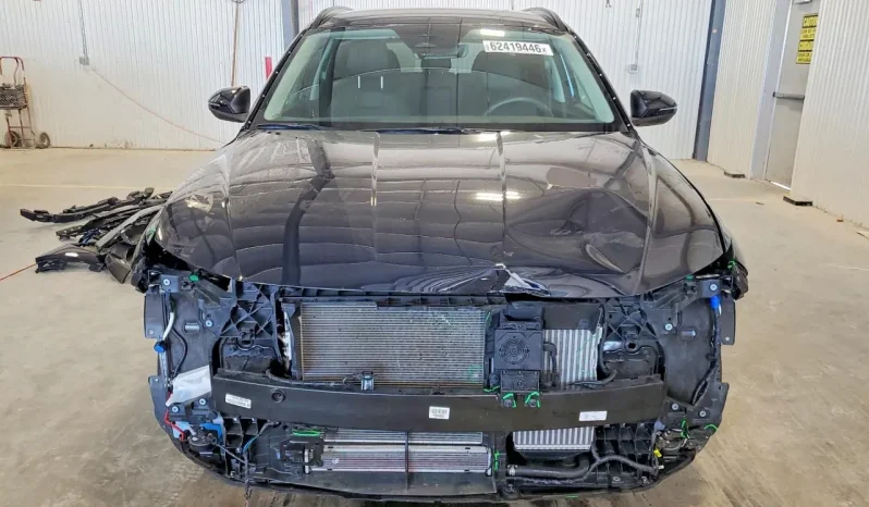 
								Hyundai Tucson full									