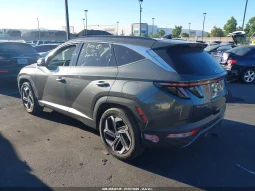 
										Hyundai Tucson full									