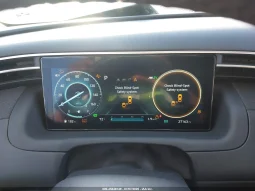 
										Hyundai Tucson full									
