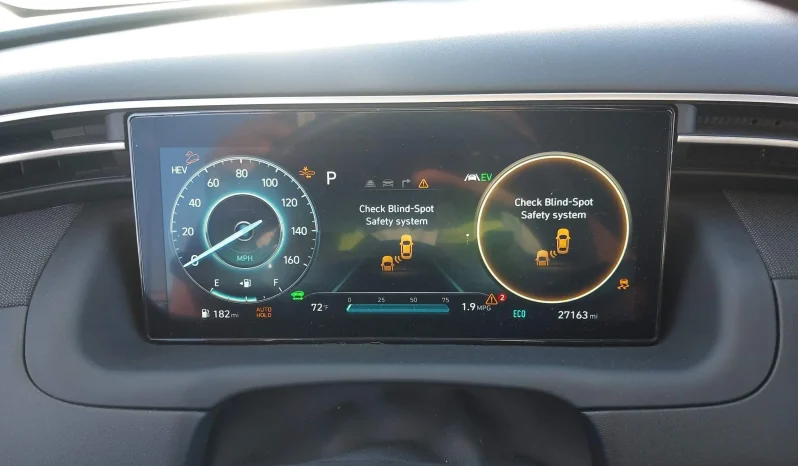 
								Hyundai Tucson full									
