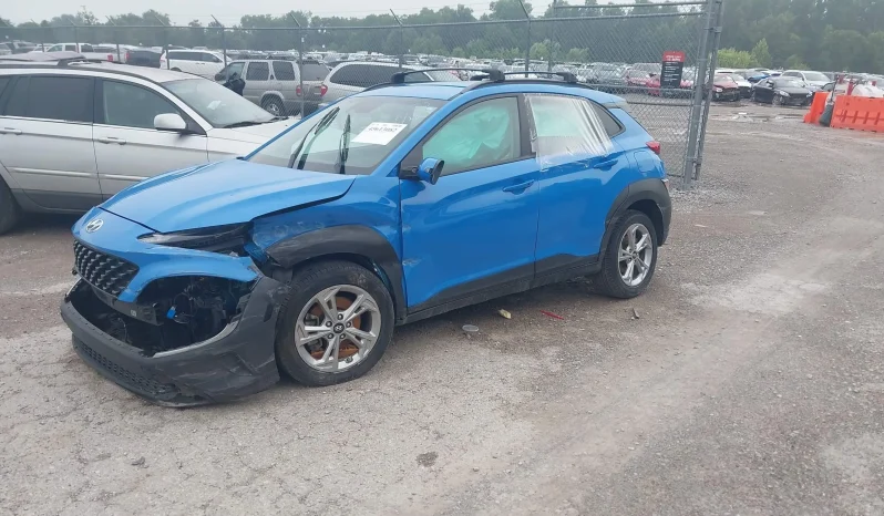 
								Hyundai Kona full									