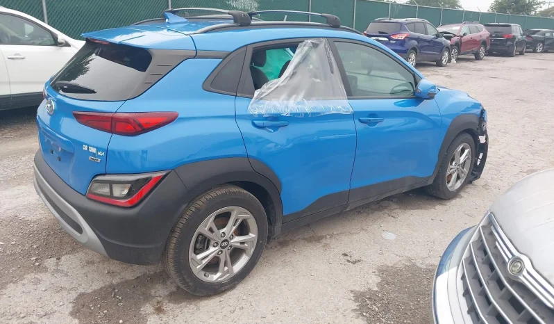 
								Hyundai Kona full									