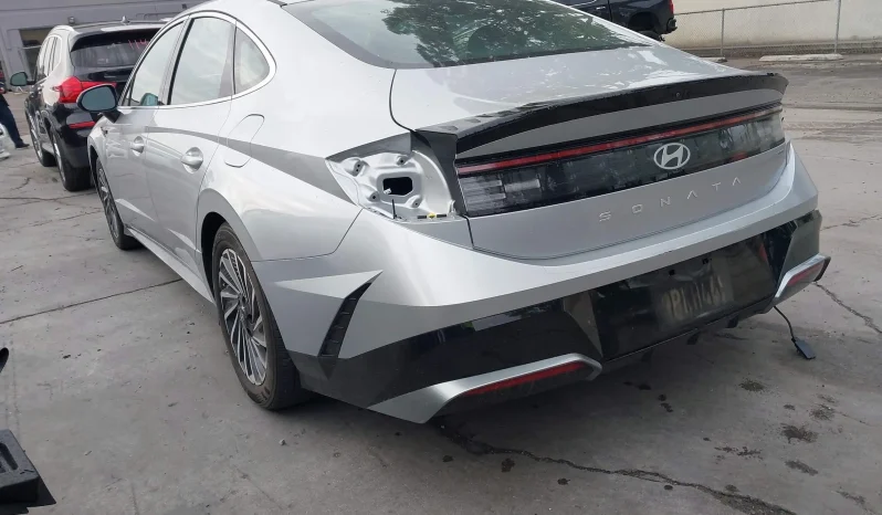 
								Hyundai Sonata full									