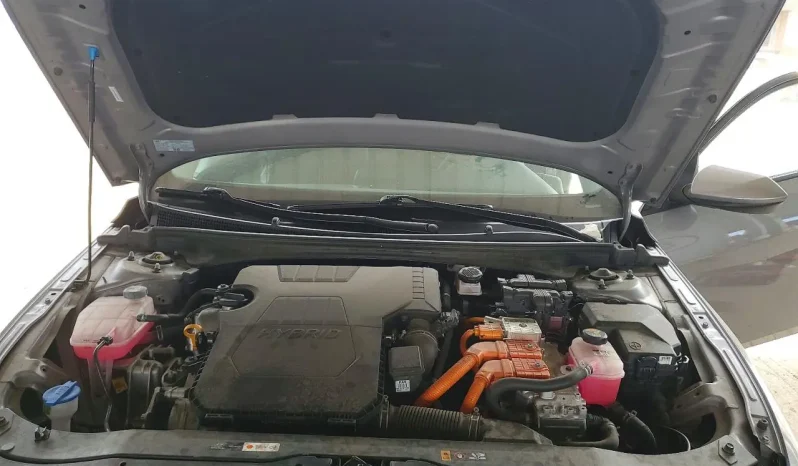 
								Hyundai Elantra full									
