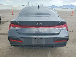 
										Hyundai Elantra full									