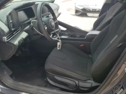 
										Hyundai Elantra full									