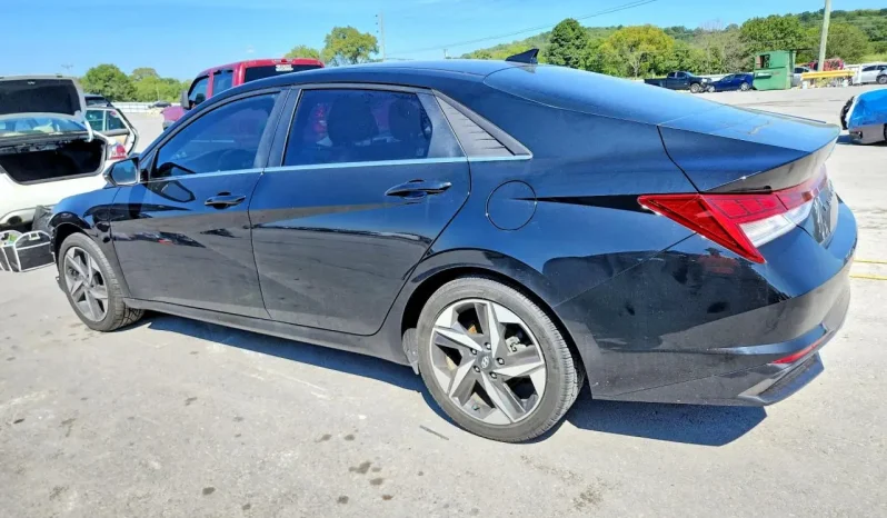 
								Hyundai Elantra full									