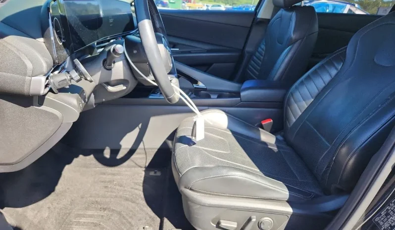 
								Hyundai Elantra full									