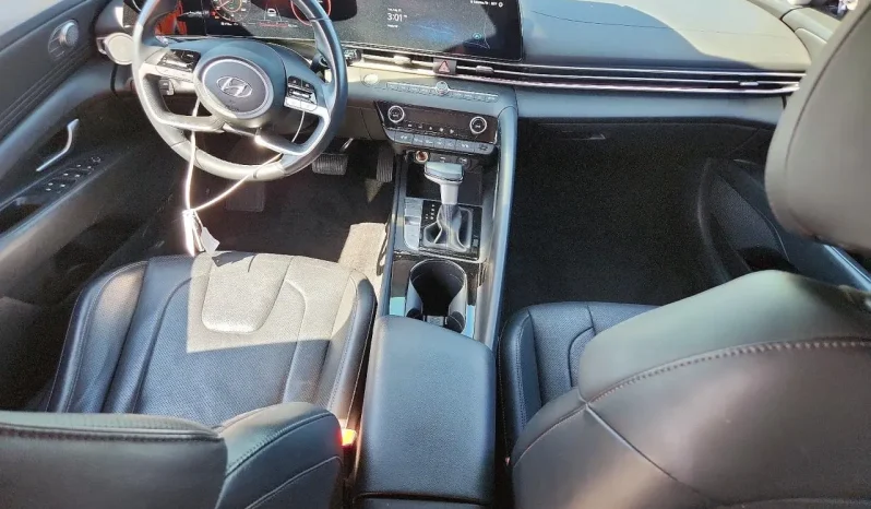 
								Hyundai Elantra full									