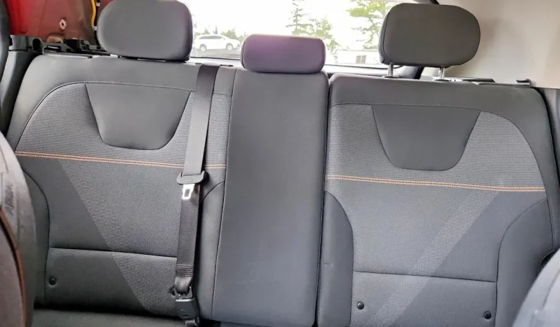 
								KIA Niro full									