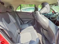
										KIA Niro full									