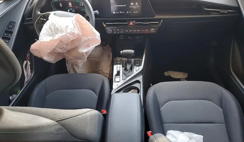 
								Kia Niro full									
