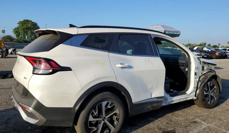 
								KIA Sportage full									